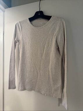 Light Gray Long Sleeve Land’s End Crewneck Top Size S EUC